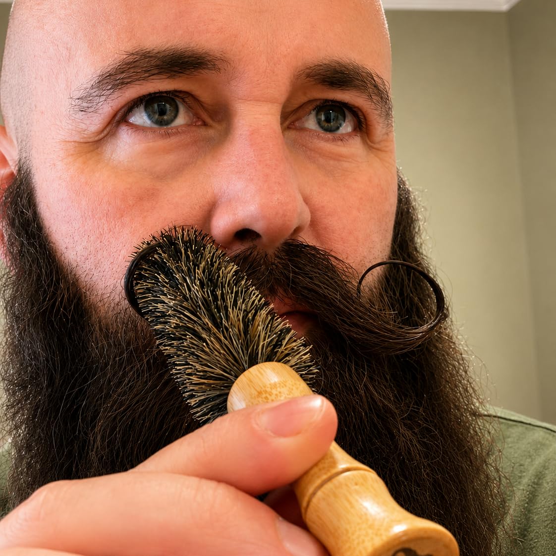 Twisted Timber Round Mustache Brush (2-Pack)