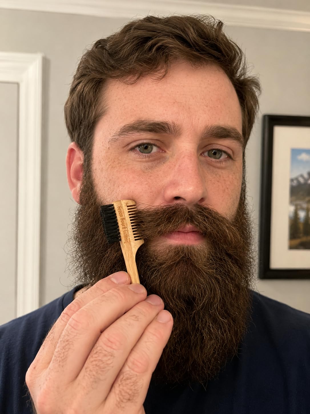 2-in-1 Split-leaf Sapling Mustache Brush & Comb – 2-Pack