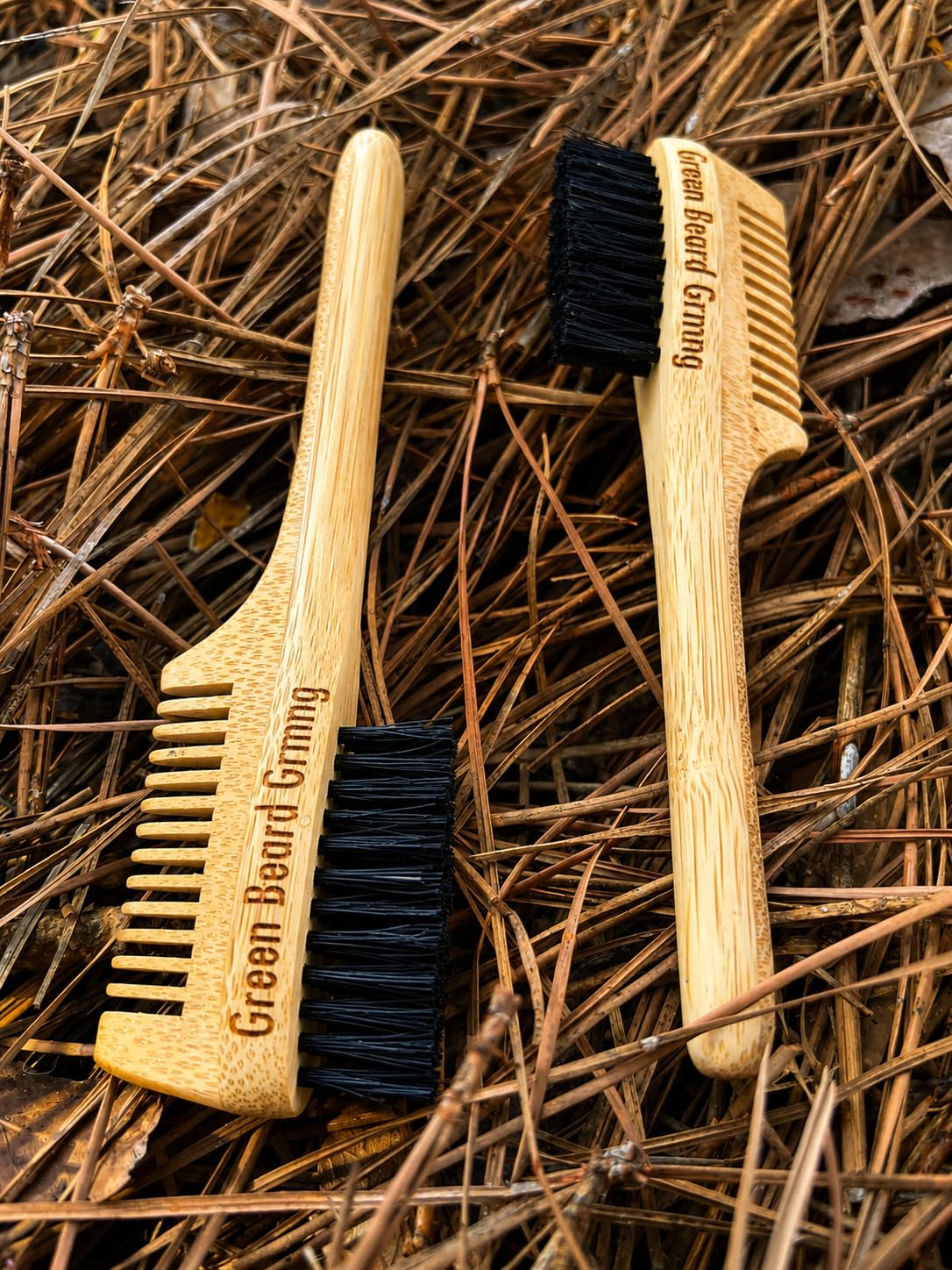 2-in-1 Split-leaf Sapling Mustache Brush & Comb – 2-Pack